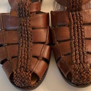 COLE HAAN leather shoes